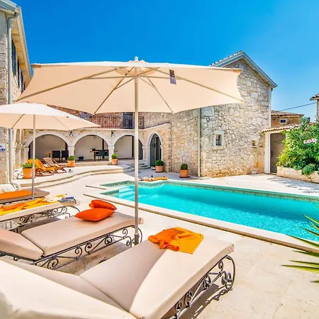 Marko Villa Marasi